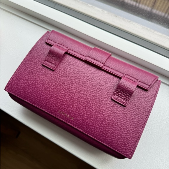 ALMOST NEW Senreve Aria Belt Bag in Raspberry - Picture 5 of 8